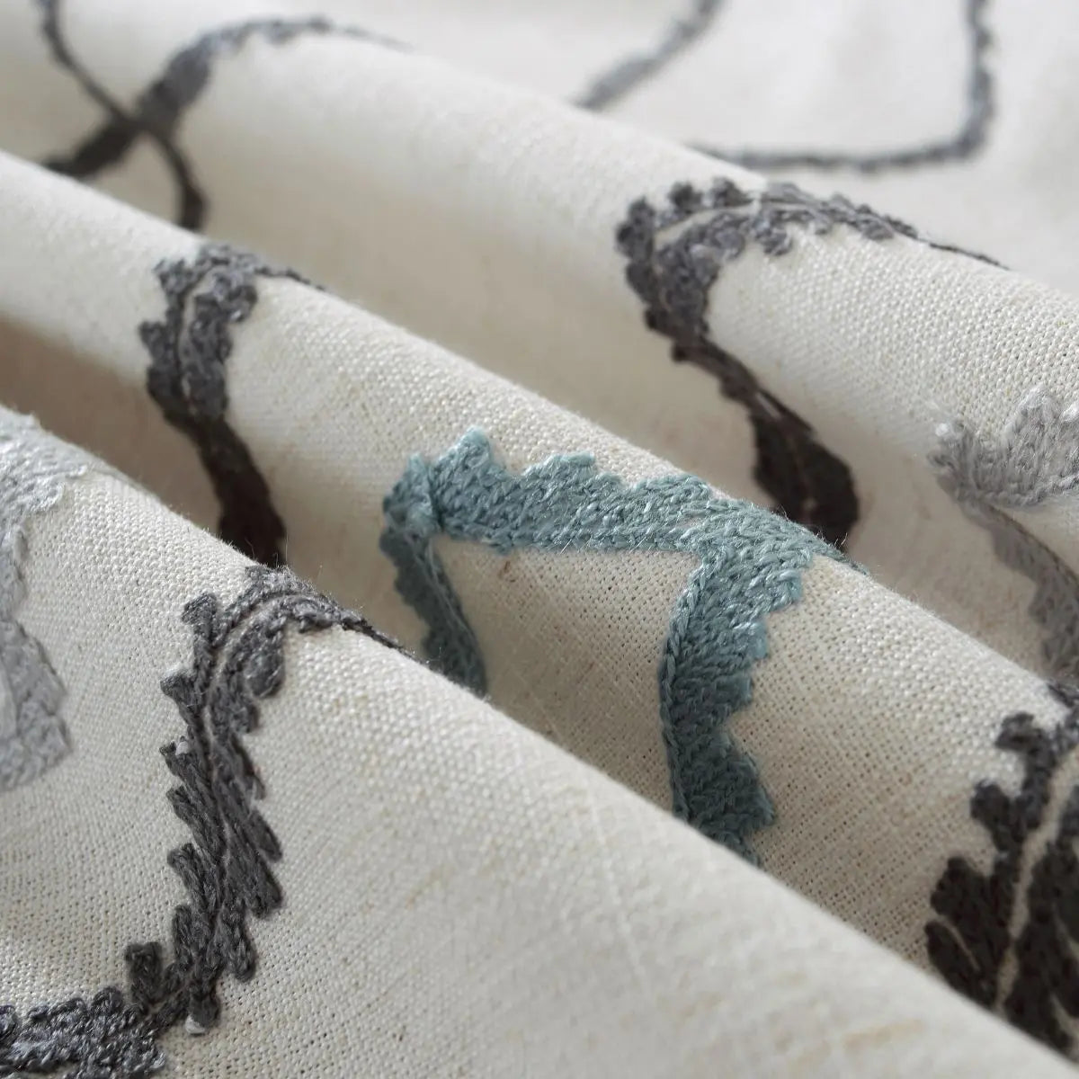 Lyla Grey Table Cloth My Store