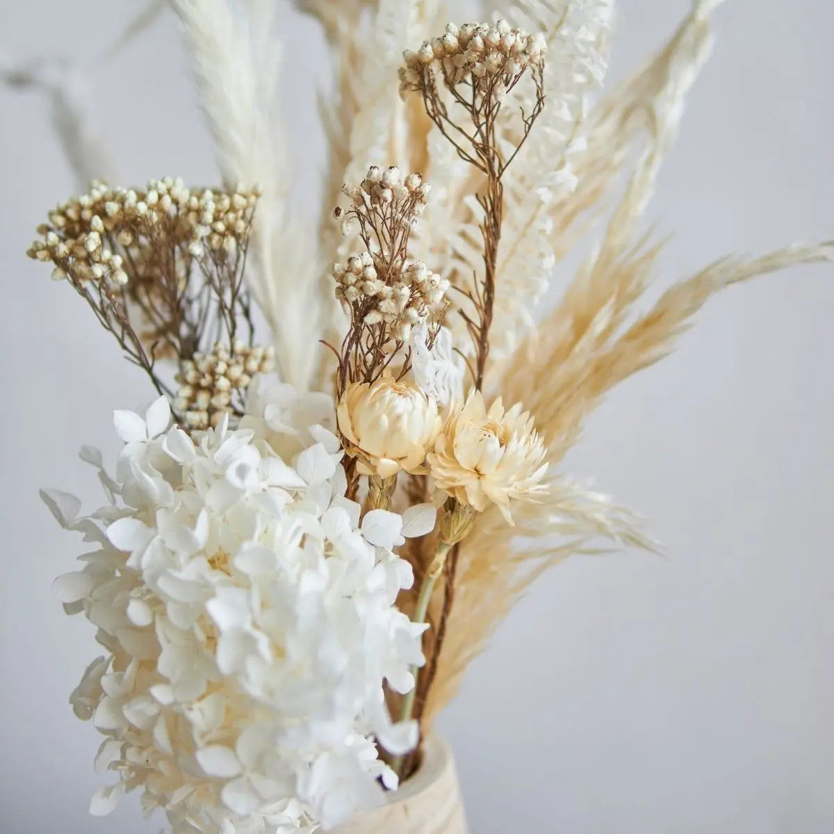 Dried Floral Arrangement F Speckled Space