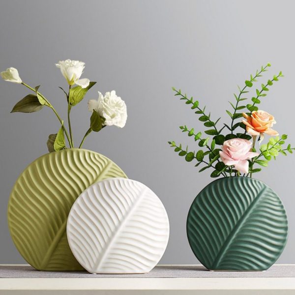 Reave Leaf Design Ceramic Vase