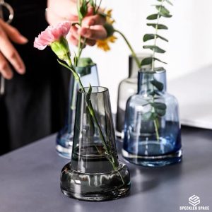Leaya Translucent Glass Vase